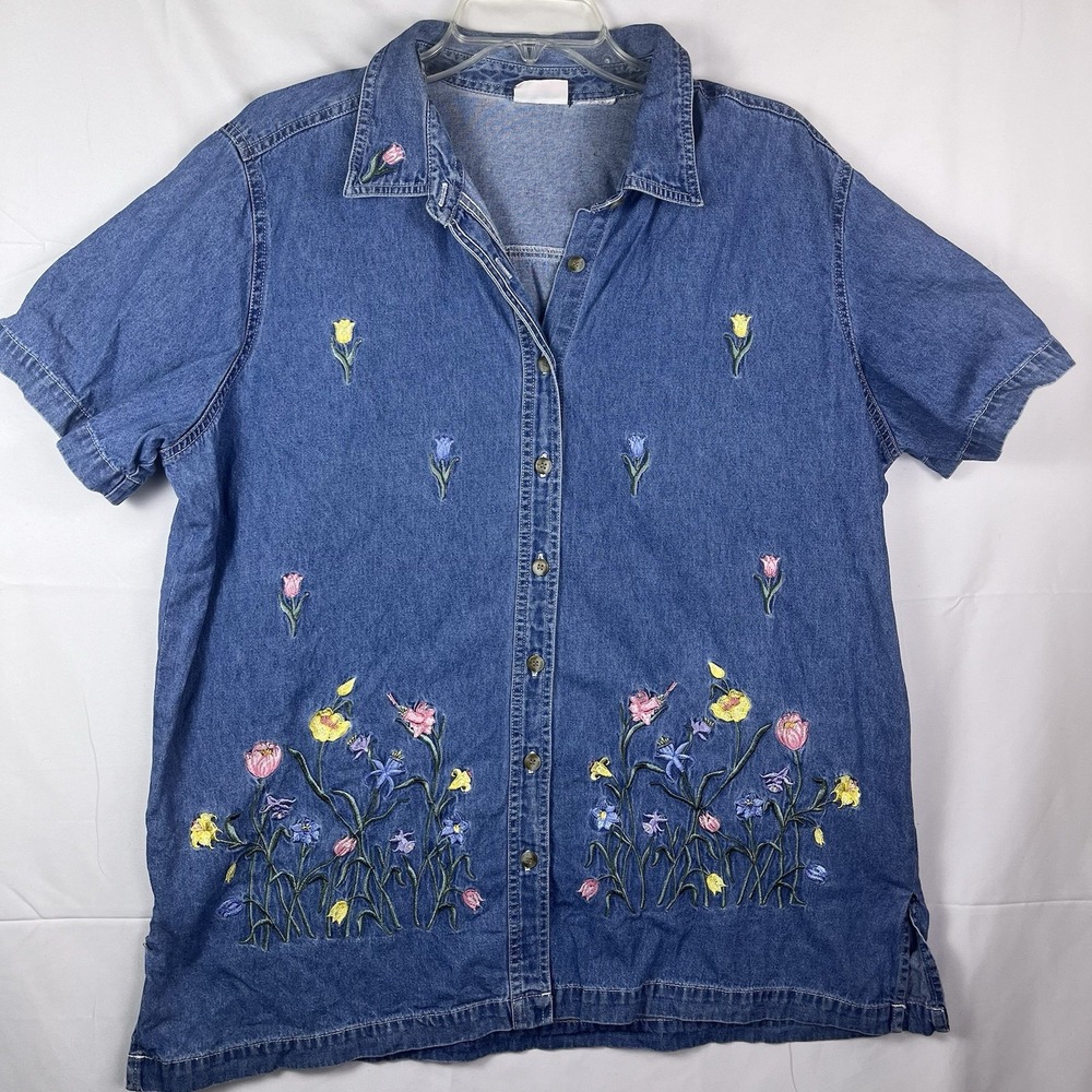 VINTAGE Bobbie Brooks Denim Embroidered‎ Floral SS Button Up Women